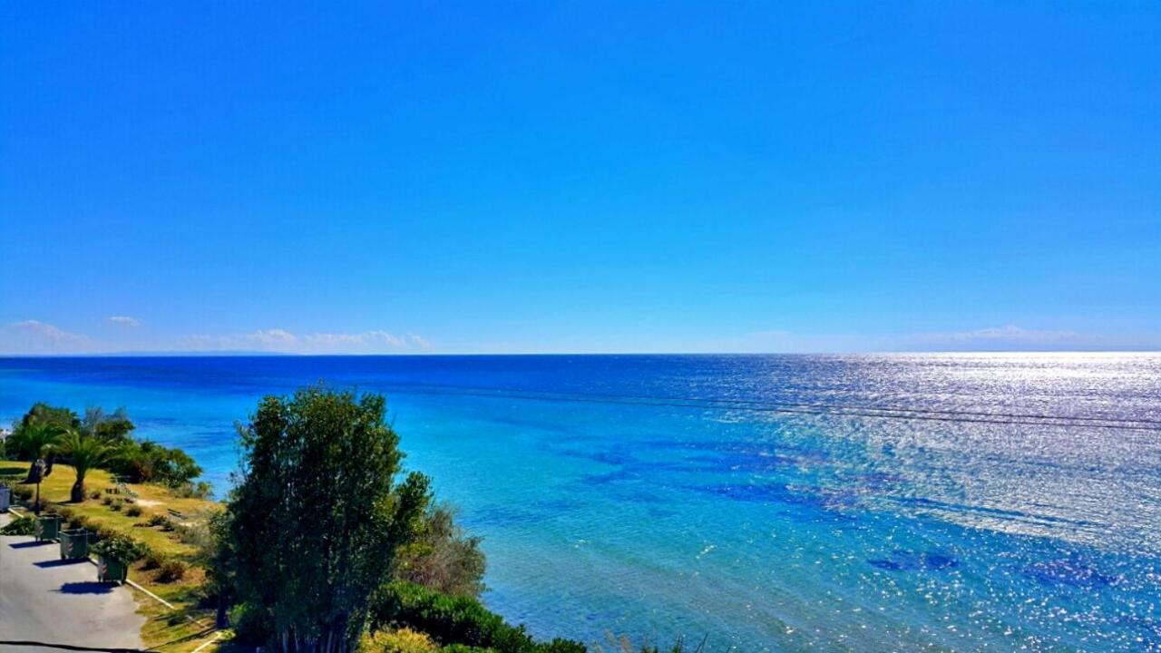 Grcka-Reni Greece Beach 2 Nea Kallikrateia Екстериор снимка